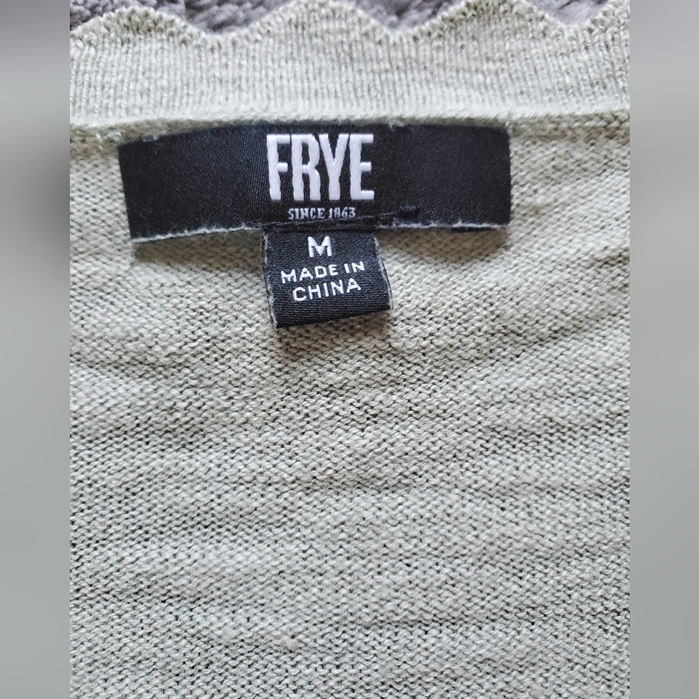 Frye and Co. Womens V Neck Long Sleeve Knit Button Cardigan Size M - Picture 4 of 9